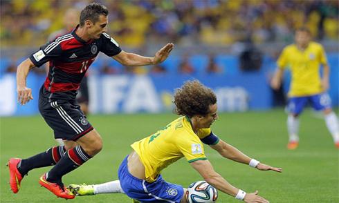 Khoảnh khắc Andre Schürrle ăn mừng chiến thắng cùng đội tuyển Đức tại World Cup 2014, đỉnh cao sự nghiệp quốc tế của anh.