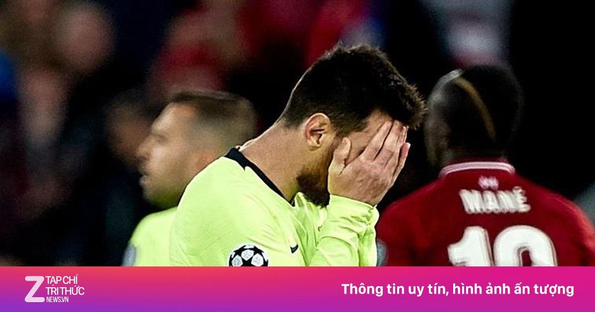 Paulo Dybala ăn mừng bàn thắng vào lưới Barcelona trong trận tứ kết lượt đi Champions League 2017 giữa Juventus và Barca