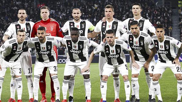 Juventus và Napoli thể hiện sức mạnh và tham vọng trong cuộc đua giành Scudetto Serie A mùa giải mới