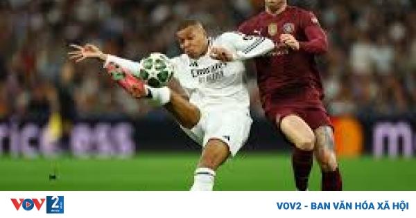 Khoảnh khắc Kylian Mbappé ăn mừng bàn thắng quan trọng trong trận đấu PSG vs Real Madrid tại Champions League vòng 1/8
