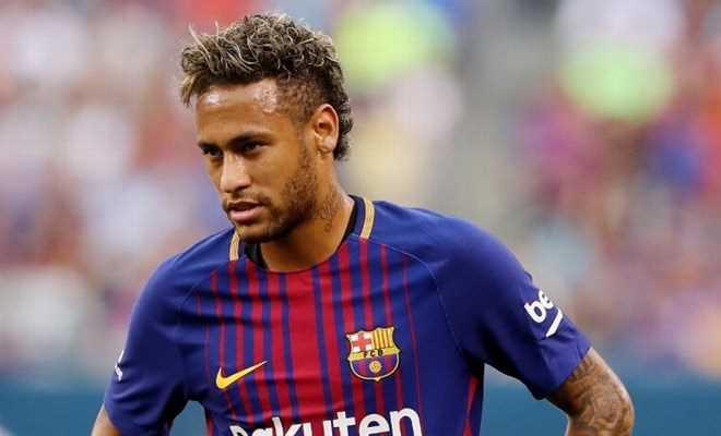 Ngôi sao quốc tế như Neymar hoặc Messi tại PSG thể hiện sức hút và ảnh hưởng lên bóng đá Pháp tại châu Âu