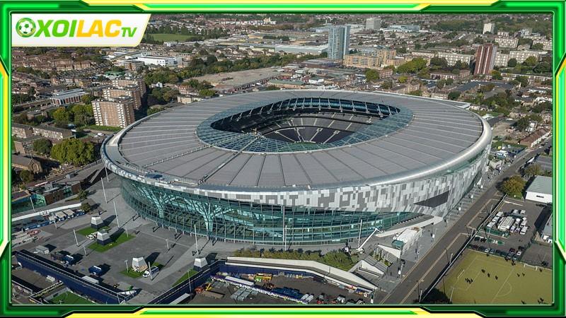 Sân vận động Tottenham Hotspur mới, hiện đại và là niềm tự hào của người hâm mộ Gà trống Bắc London