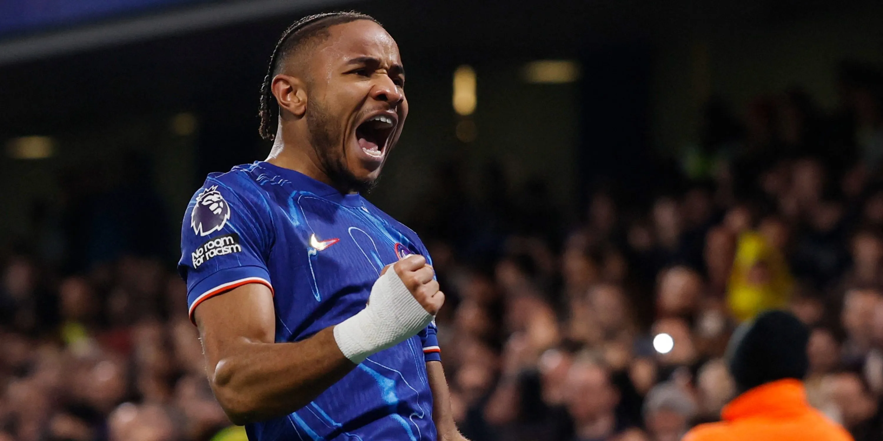 Christopher Nkunku thi đấu cho Chelsea tại Premier League