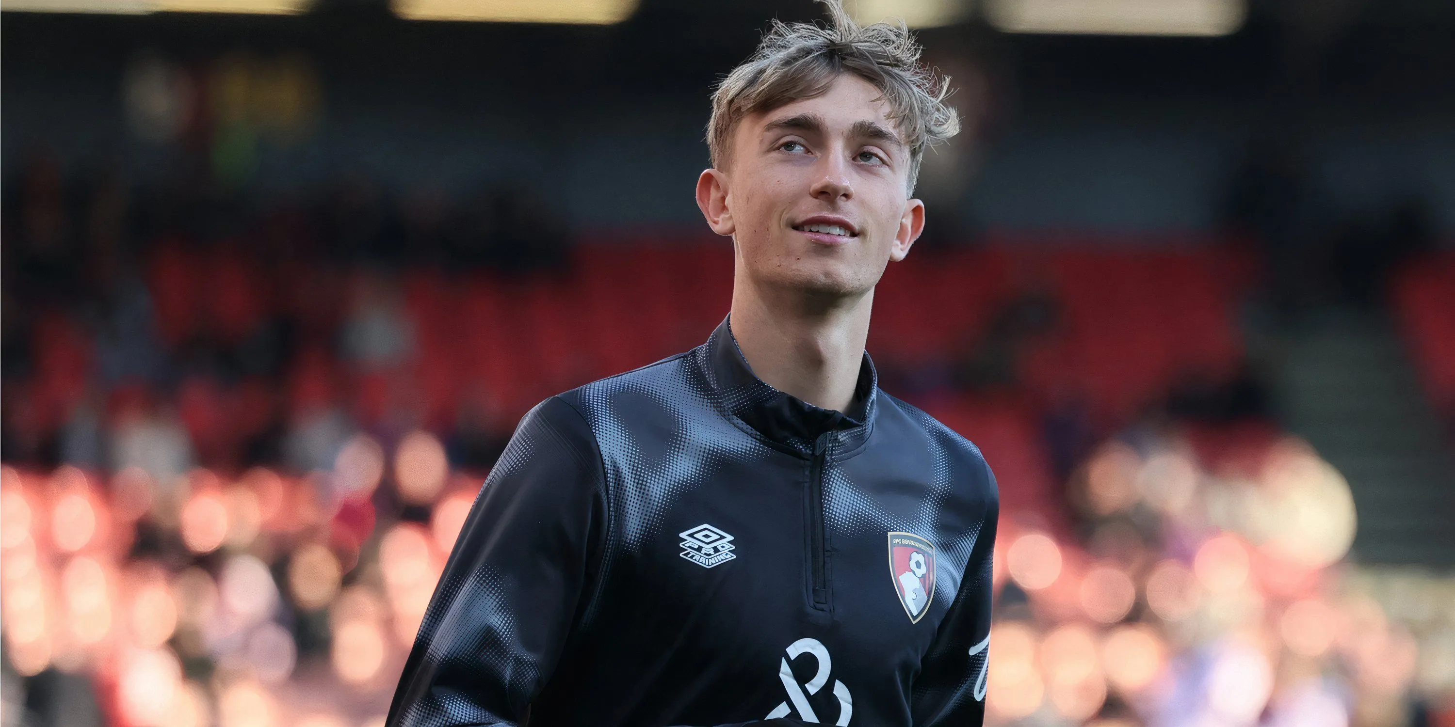 Hậu vệ Dean Huijsen trong màu áo Bournemouth