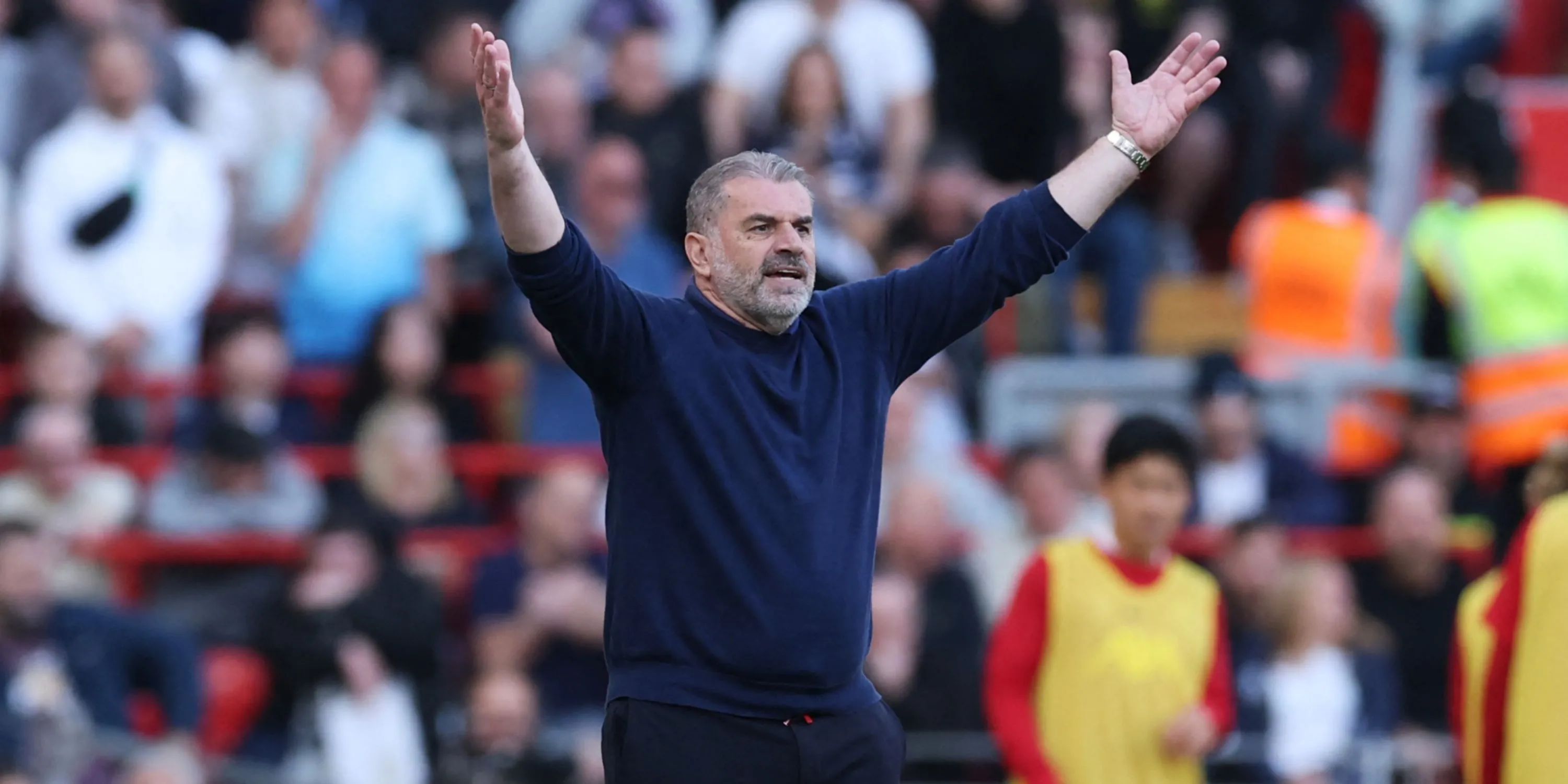Huấn luyện viên Ange Postecoglou của Tottenham tại một trận đấu Premier League
