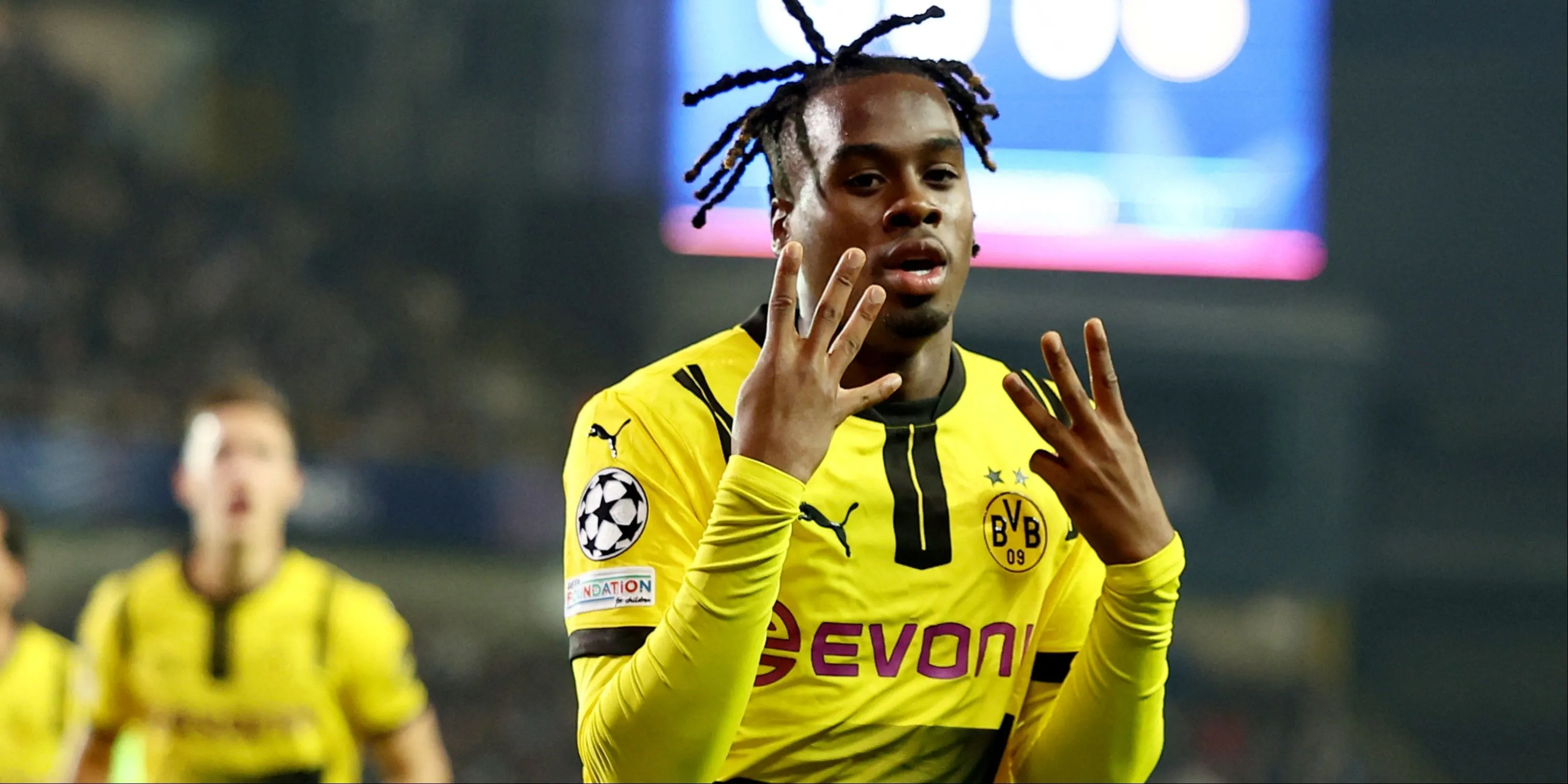 Jamie Gittens cầu thủ trẻ Dortmund mục tiêu của Arsenal