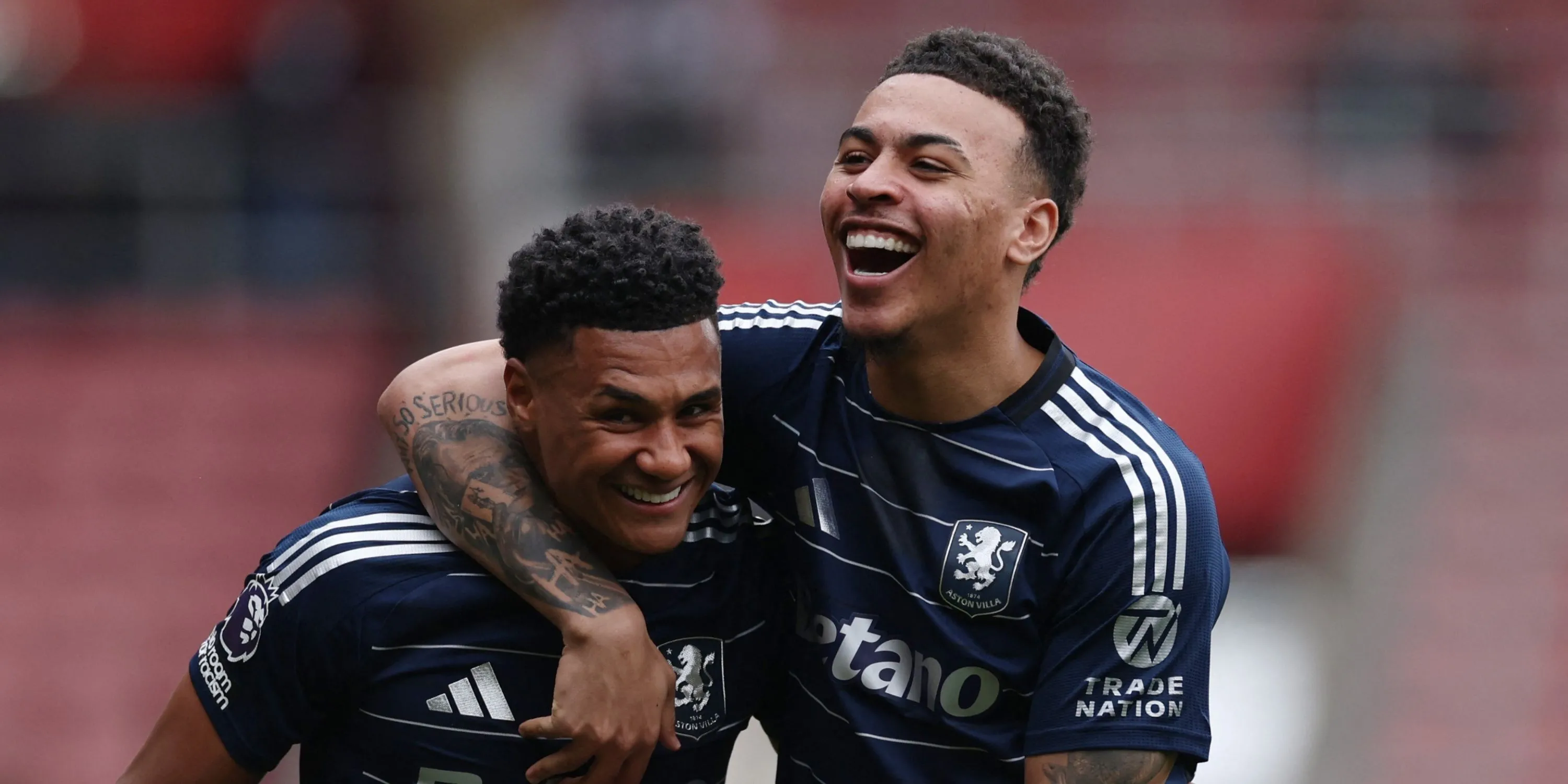 ollie-watkins-an-mung-ban-thang-cho-aston-villa