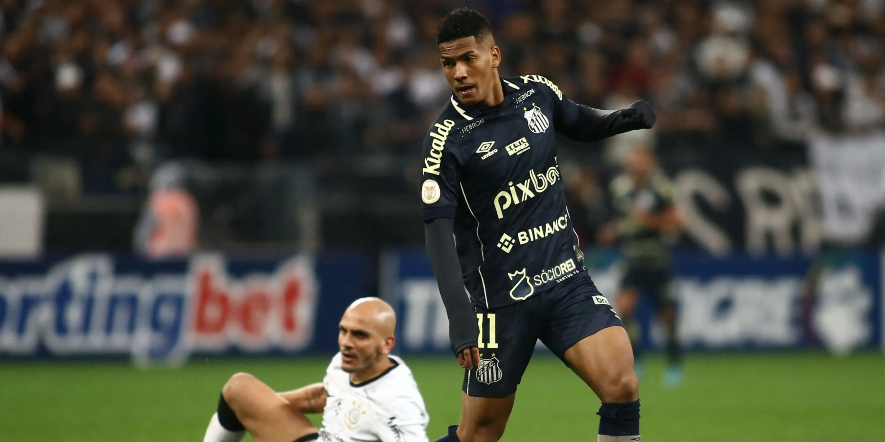 Tài năng trẻ người Brazil Angelo Gabriel sau khi gia nhập Chelsea