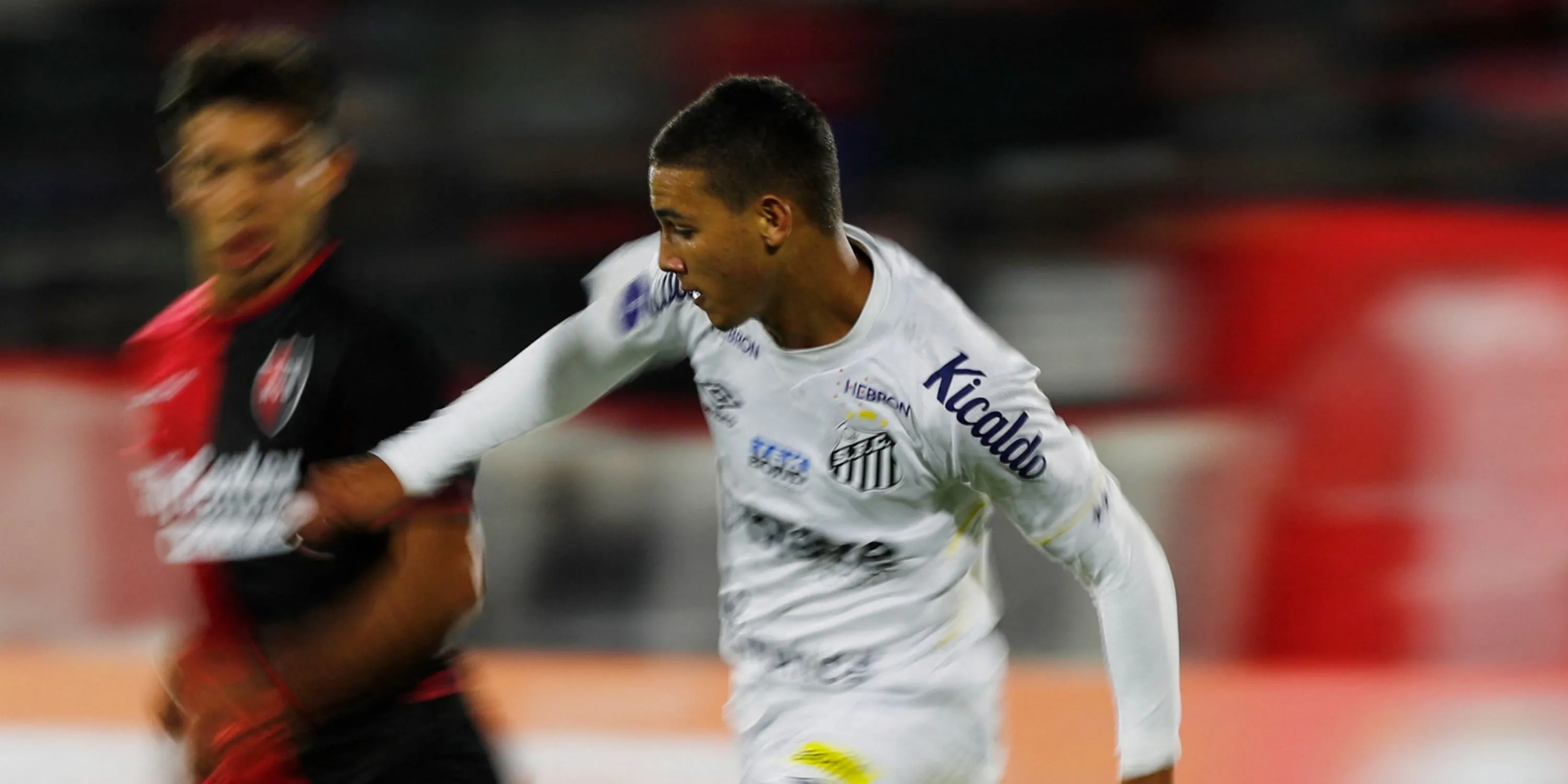 Tiền đạo trẻ Deivid Washington của Santos, tân binh Chelsea