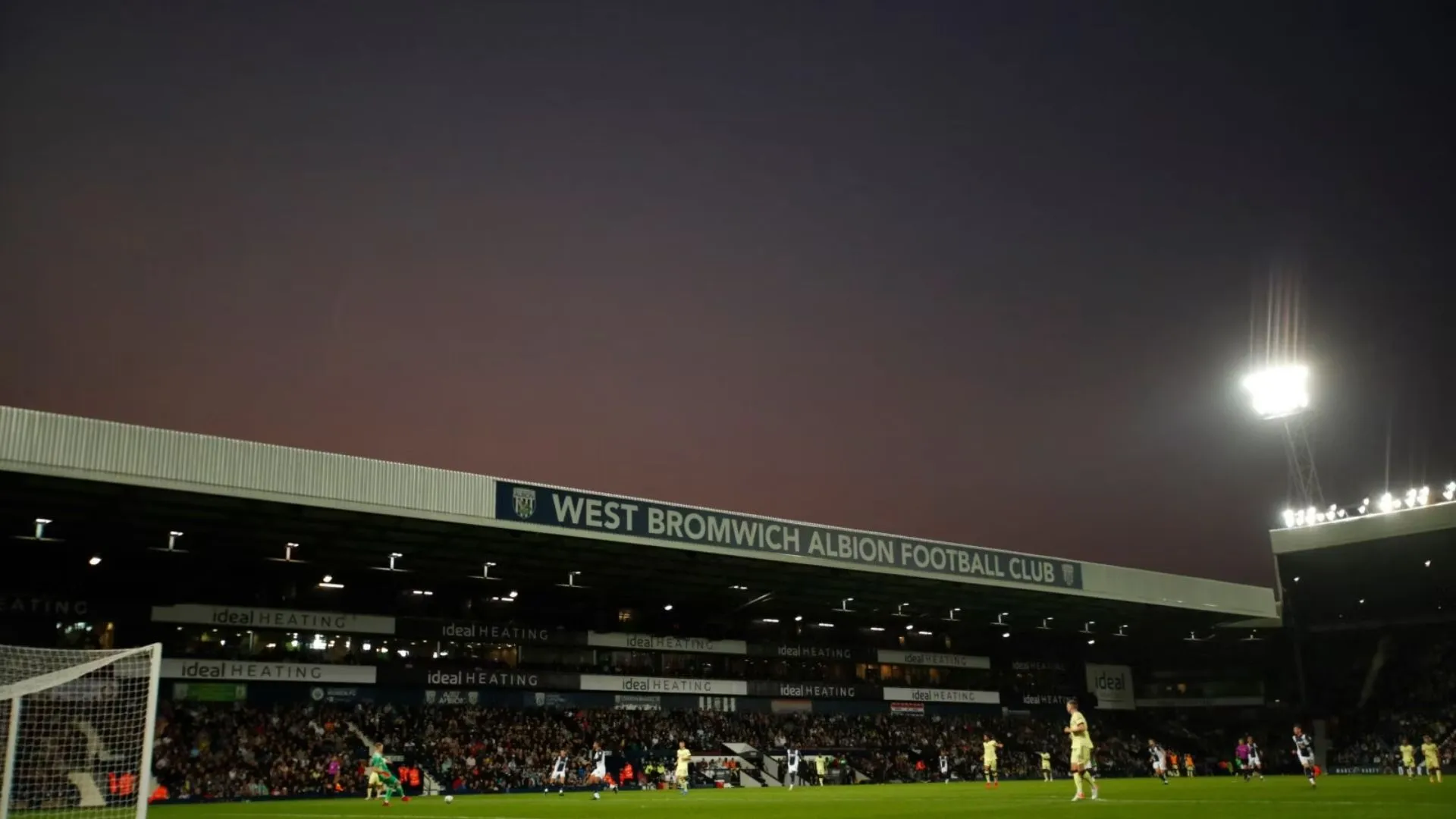 Toàn cảnh sân vận động The Hawthorns của West Brom