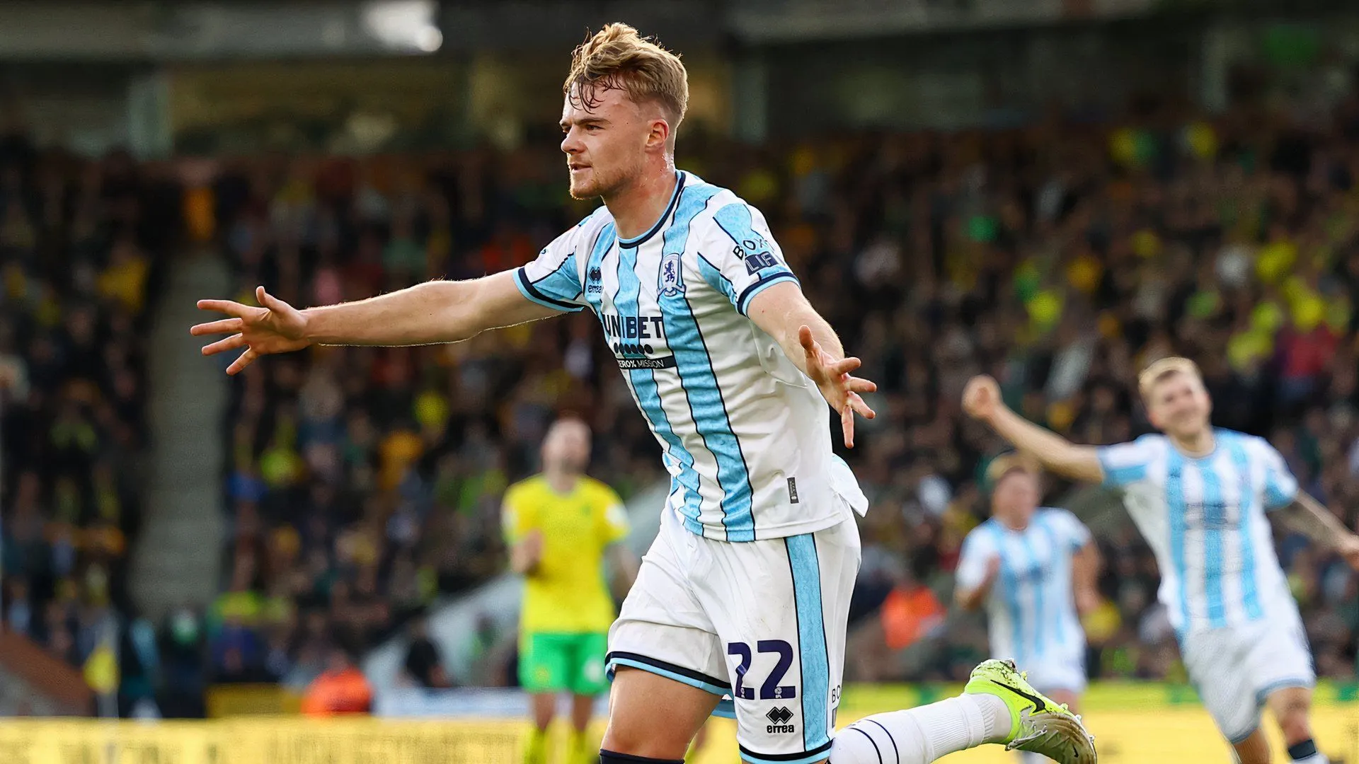 Tommy Conway trong màu áo Middlesbrough ăn mừng bàn thắng tại giải Championship