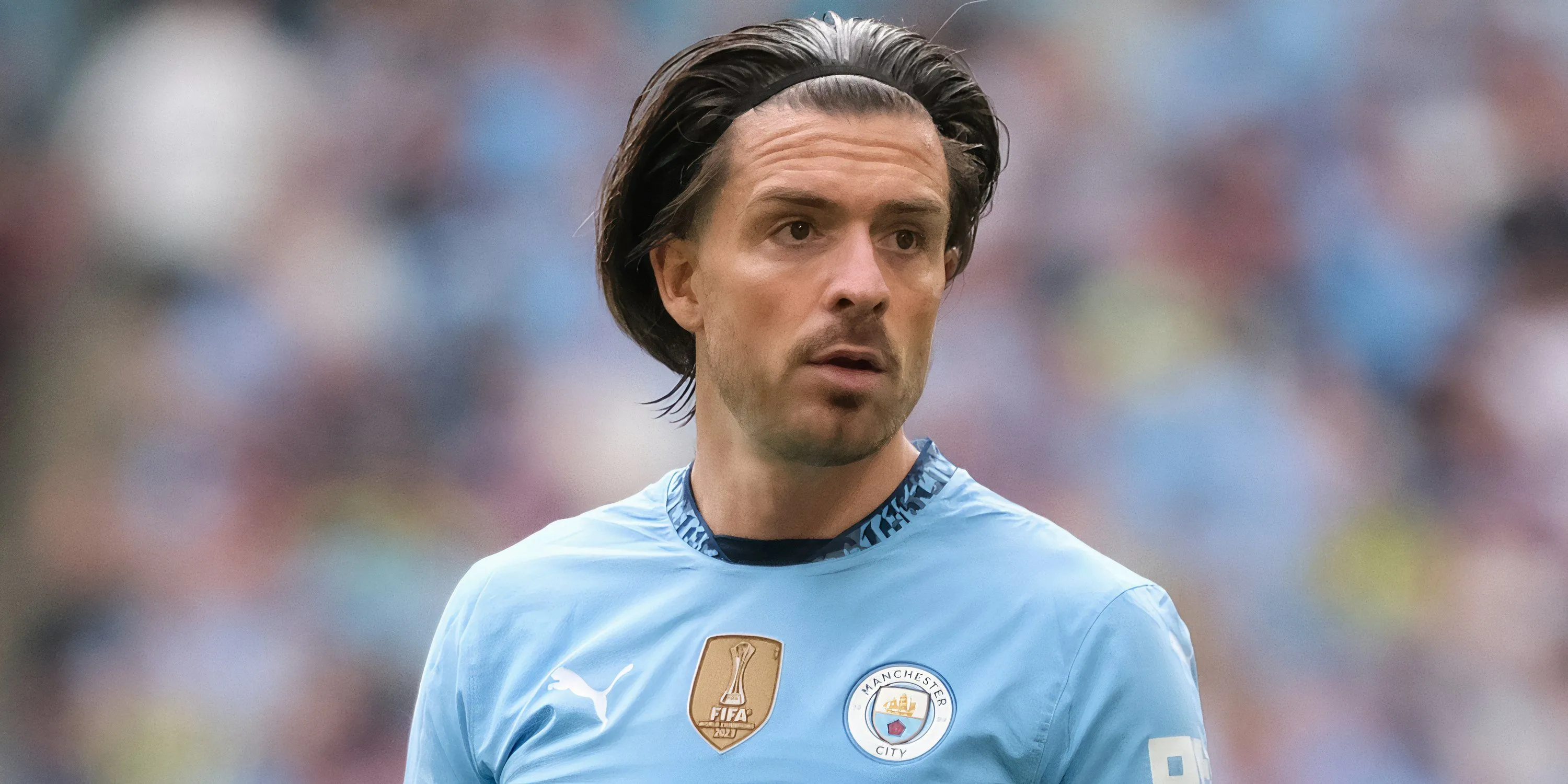 Jack Grealish trong màu áo Manchester City, tìm kiếm cơ hội thi đấu