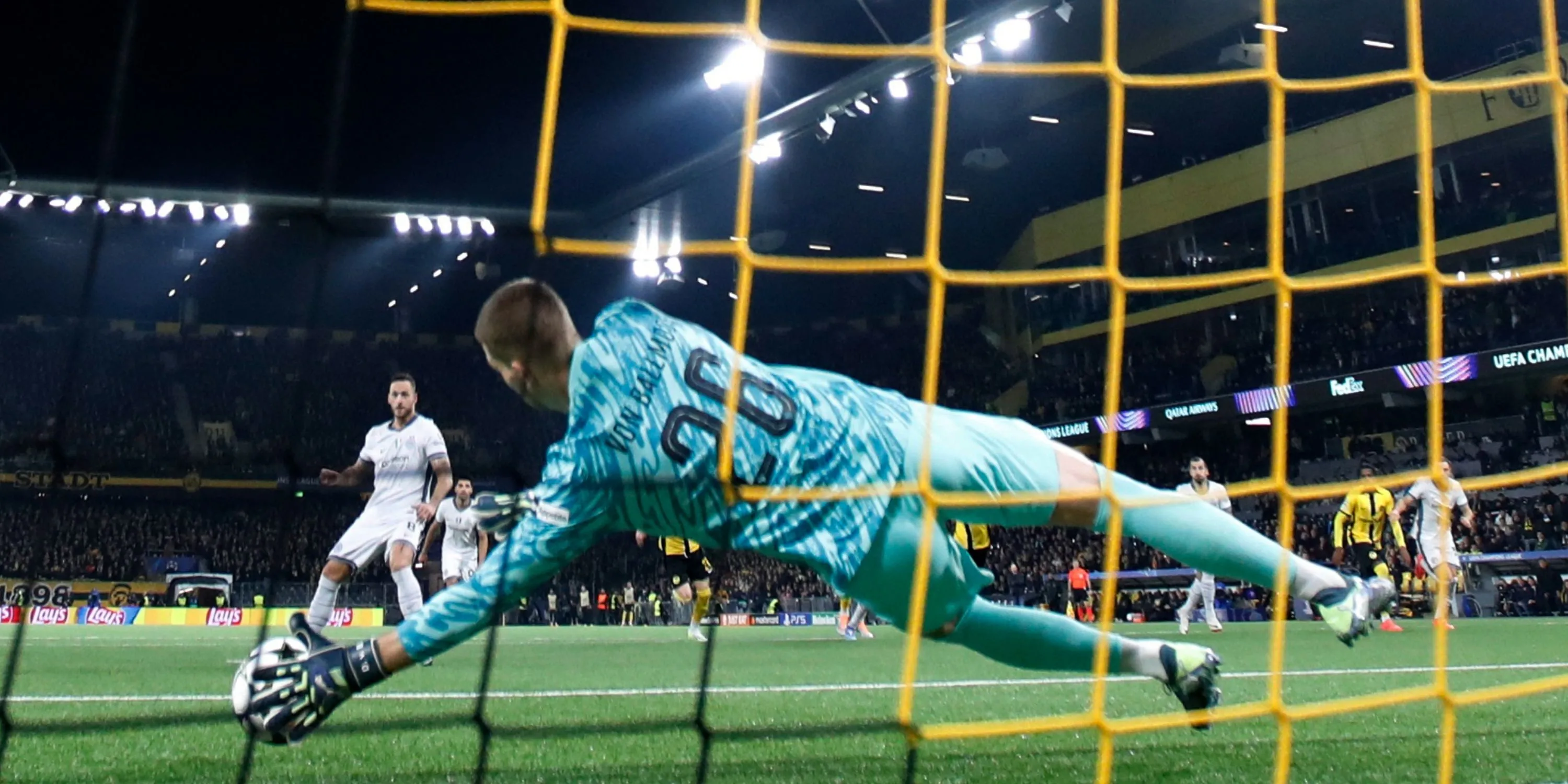 Thay đổi luật penalty mới của FIFA