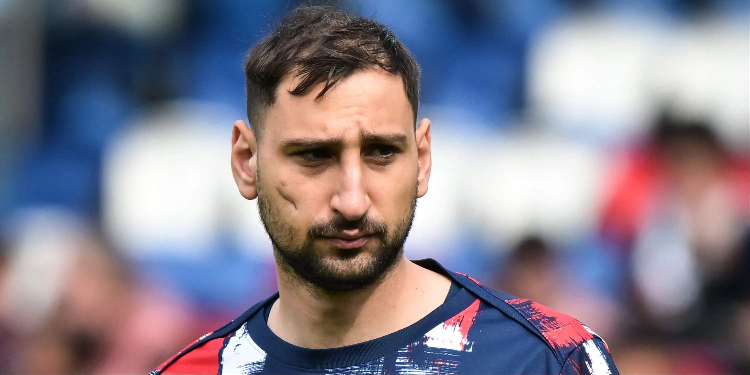 Thủ môn Gianluigi Donnarumma trong màu áo PSG, mục tiêu của Manchester United