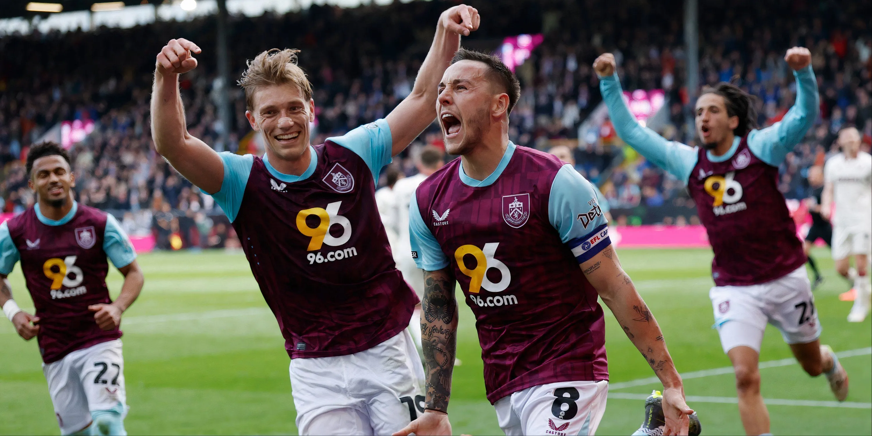 Josh Brownhill trong màu áo Burnley, cầu thủ tự do được Everton và Leeds săn đón