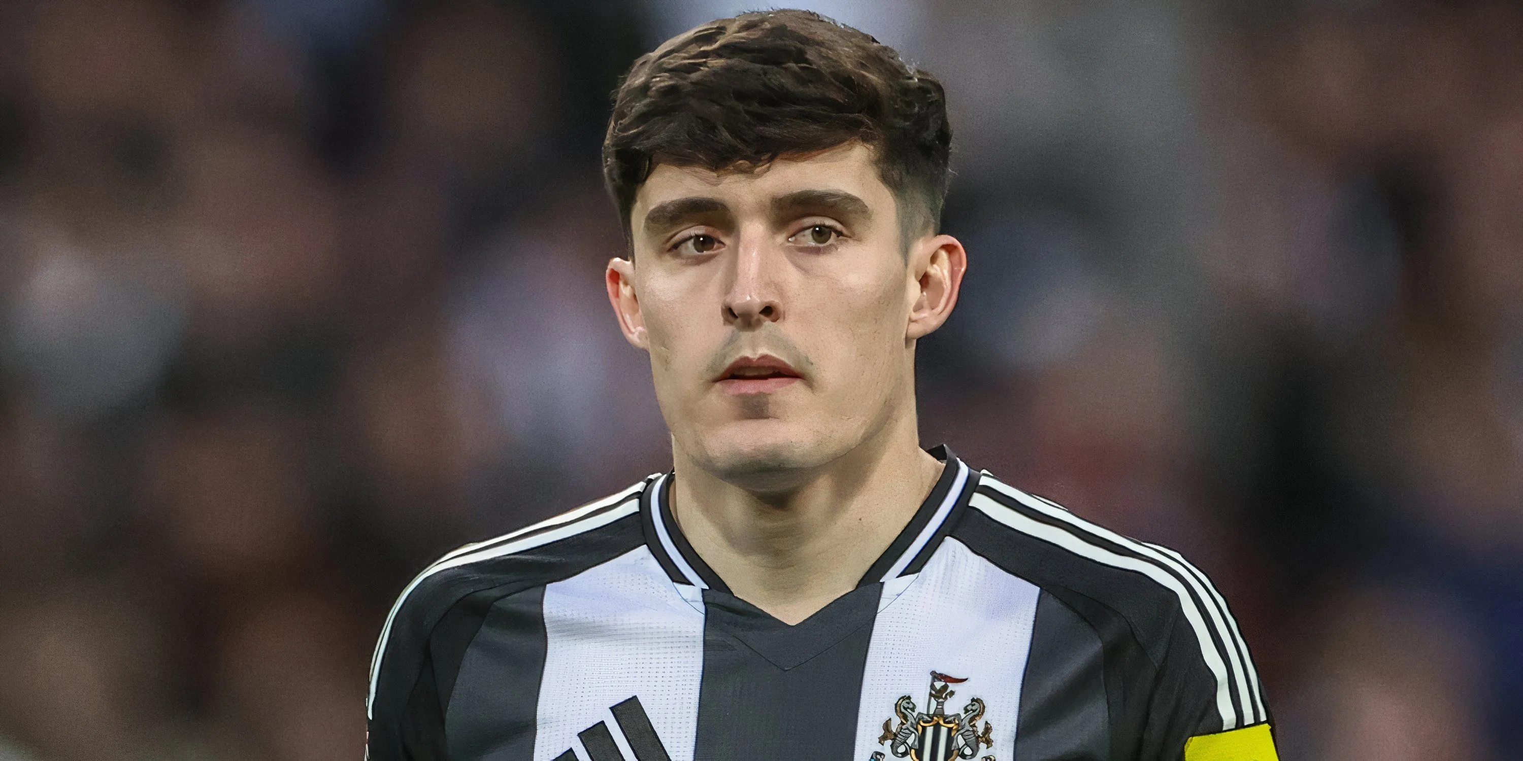 Tino Livramento thi đấu năng nổ trong màu áo Newcastle United tại Ngoại hạng Anh