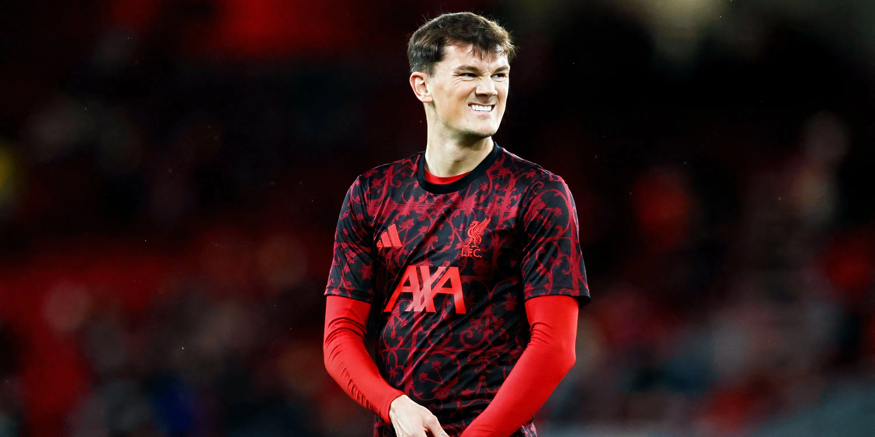 Calvin Ramsay trong màu áo Liverpool thi đấu trước Crystal Palace