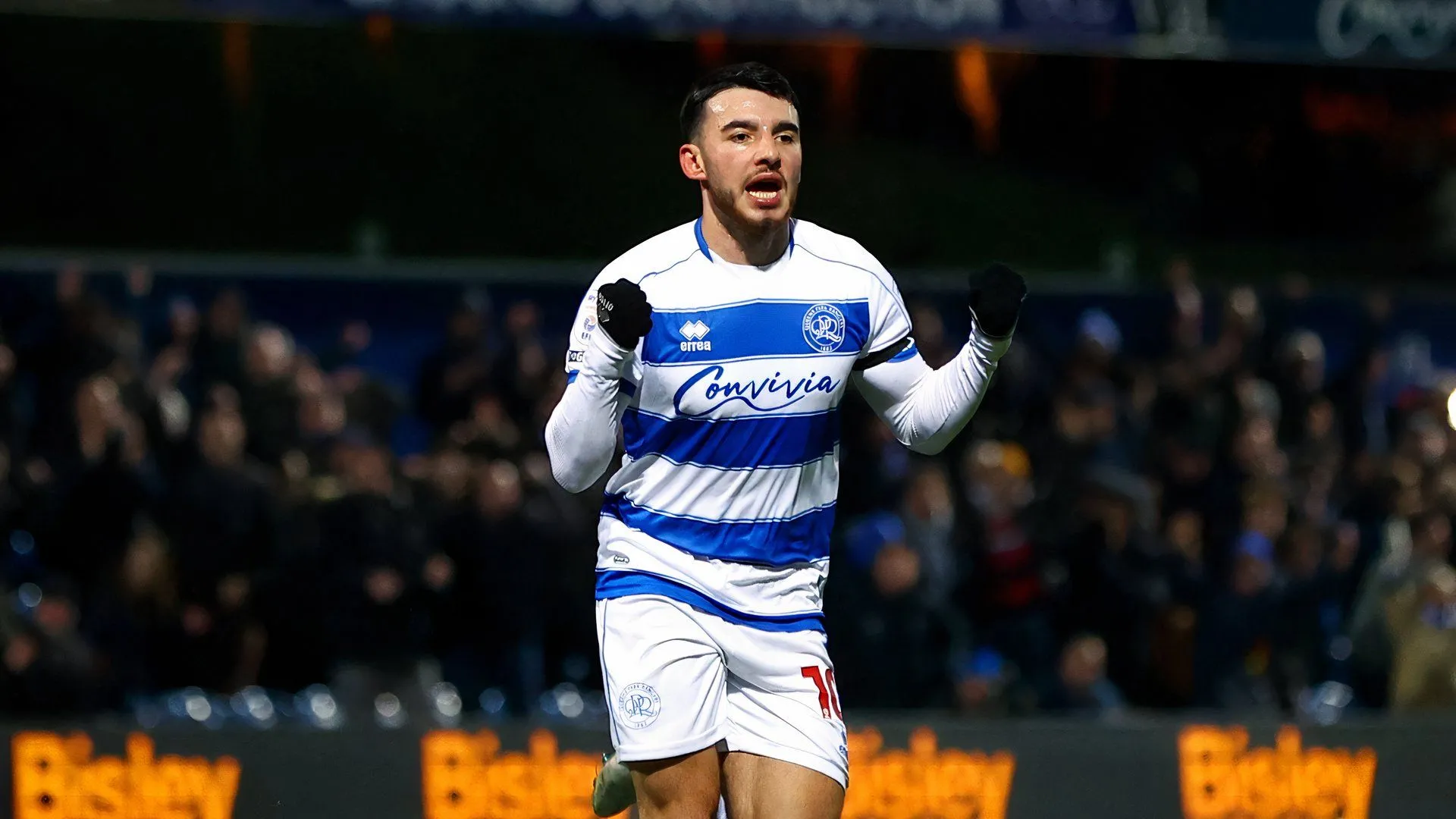 Ilias Chair trong buổi tập cùng QPR, trở lại sau chấn thương và cạnh tranh vị trí đá chính