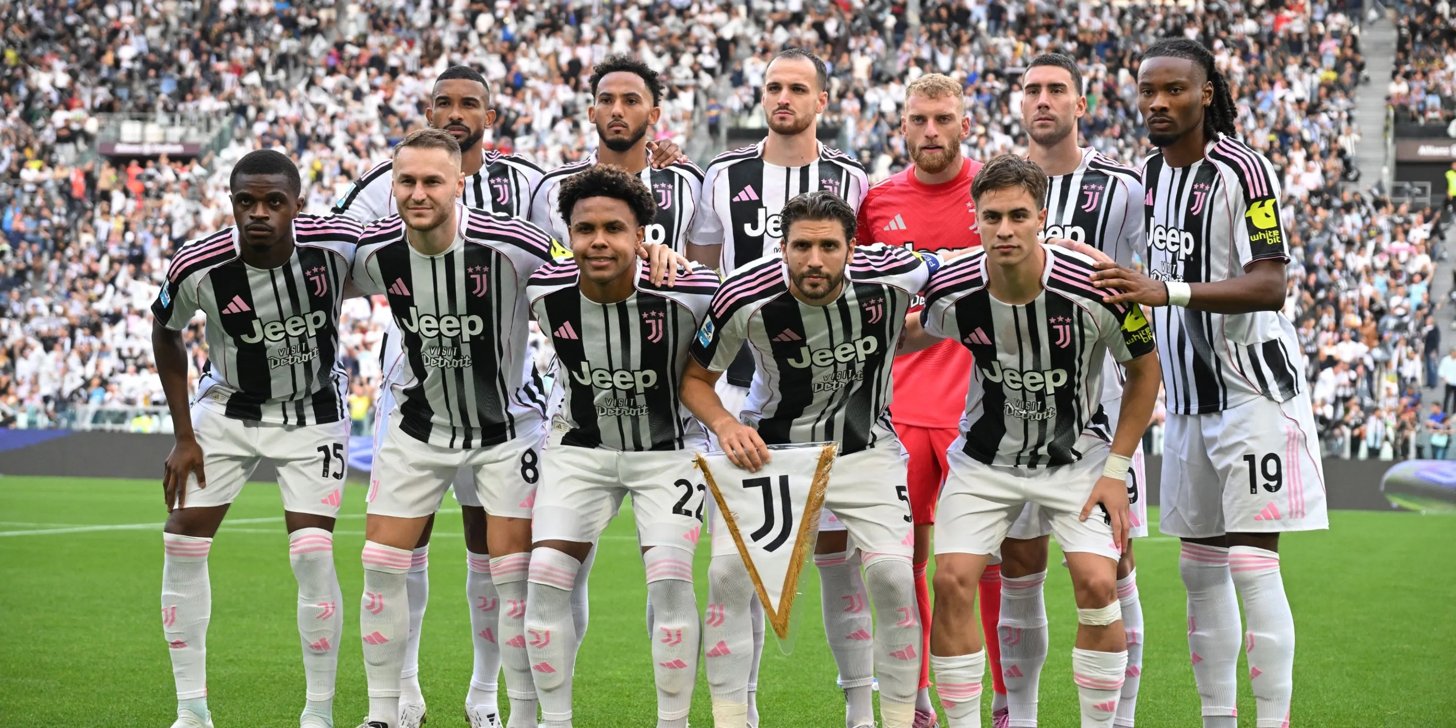 Juventus trong bước tìm HLV mới: liên hệ với đội ngũ của Maresca