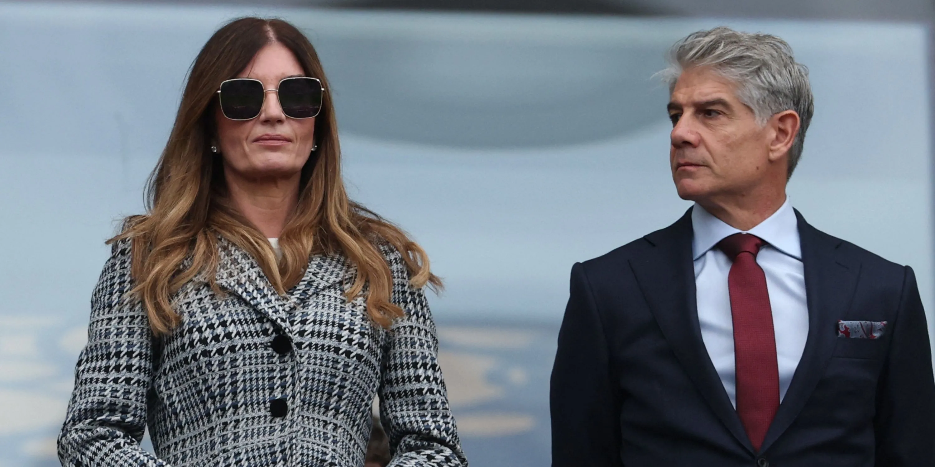 Karren Brady trong vai trò lãnh đạo West Ham trước sự phản đối của CĐV tại London Stadium