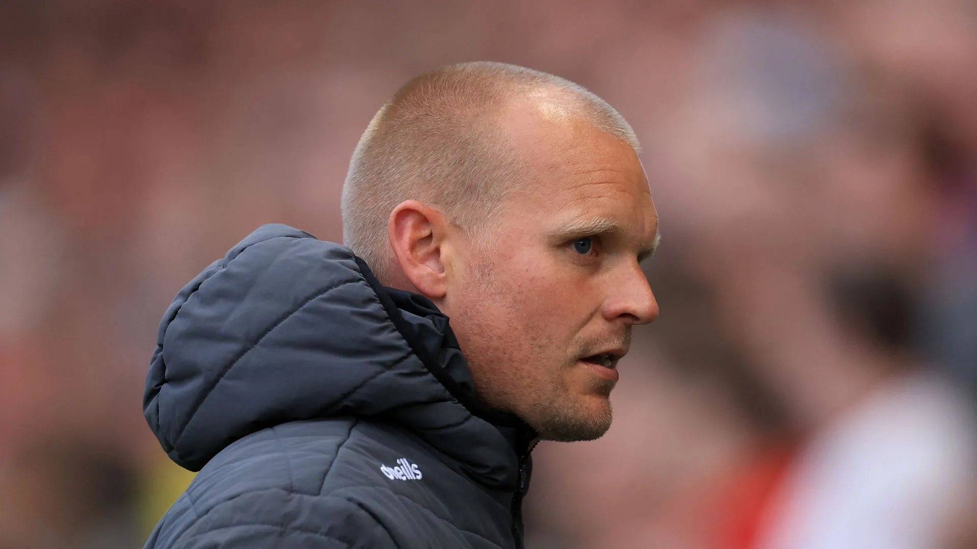 Liam Manning — HLV Norwich City chịu nhiều áp lực sau khởi đầu tệ hại tại Championship