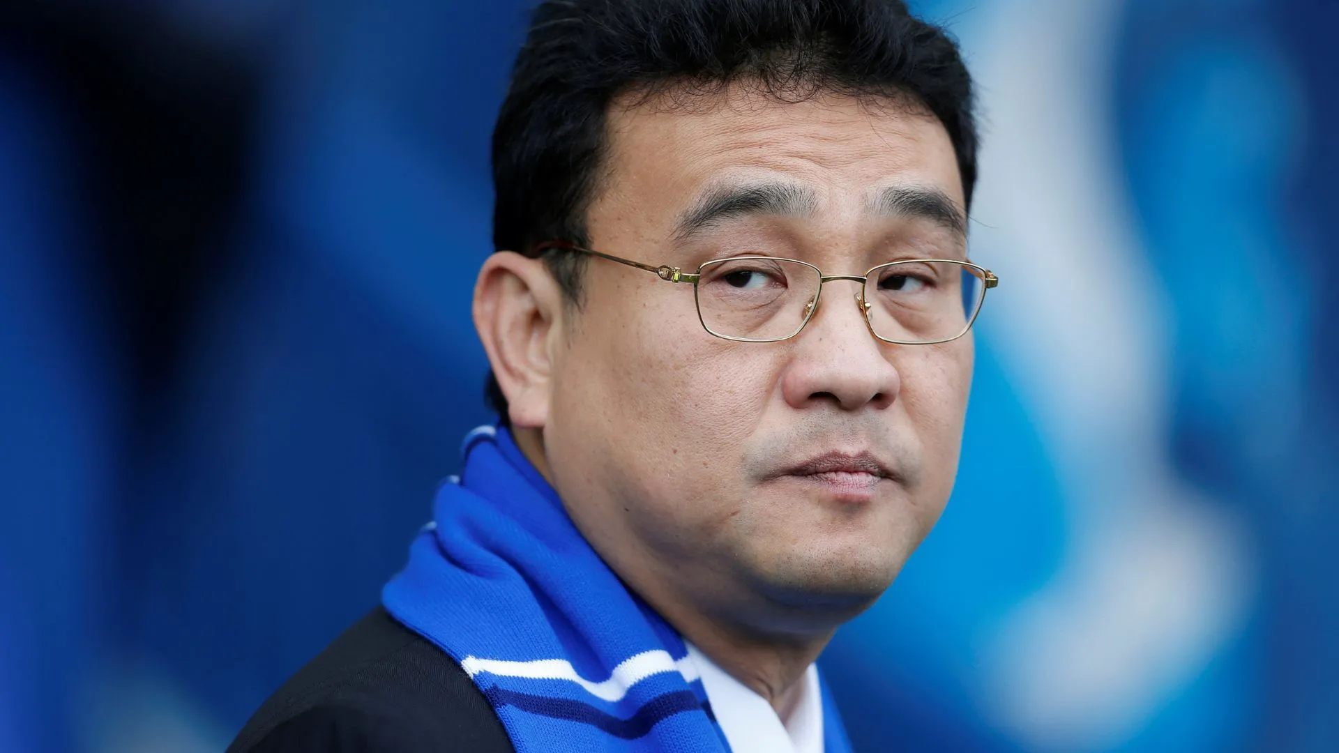 Ông chủ Dejphon Chansiri – tâm điểm của nhiều tranh cãi về quản lý và sở hữu sân đất của Sheffield Wednesday